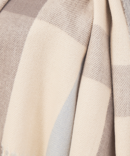 abahouse mavie（アバハウスマヴィ）の「ニュアンスカラーチェックストール（ストール/ショール・レディース・ブルー/ブラック/ピンク・フリー）」の9枚目の写真