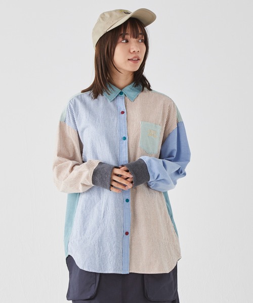 KRIFF MAYER Lady's Collection(クリフメイヤーレディースコレクション)の「オーバーサイズハッピーシャツ(シャツ/ブラウス・レディース・サックスブルー/オフホワイト/カラフル/その他5/ネイビー・MEDIUM/LARGE)」の4枚目の写真