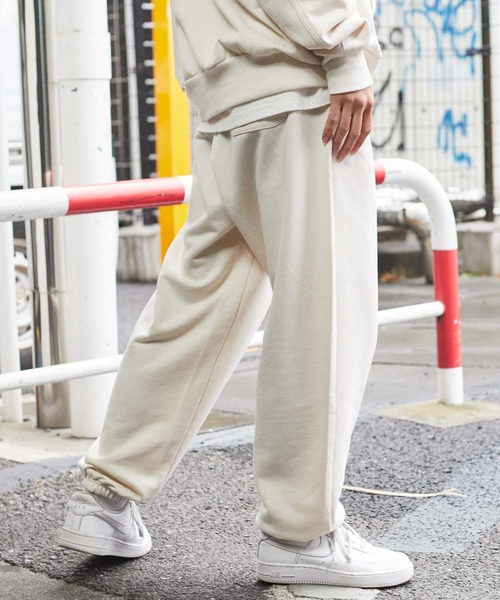 WEGO(ウィゴー)の「WEGO/ピグメントロゴスウェットパンツ(スウェットパンツ・メンズ・キナリ/カーキ/スミクロ/ブラウン/ブルー・MEDIUM/LARGE/SMALL)」の8枚目の写真