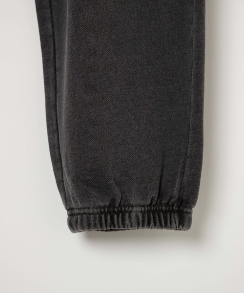 WEGO(ウィゴー)の「WEGO/ピグメントロゴスウェットパンツ(スウェットパンツ・メンズ・キナリ/カーキ/スミクロ/ブラウン/ブルー・MEDIUM/LARGE/SMALL)」の12枚目の写真