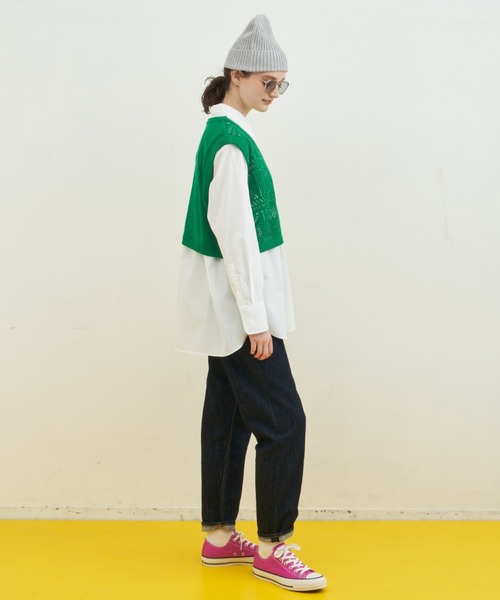 MERLOT（メルロー）の「かぎ針編みVネックショートベスト（ベスト・レディース・グリーン/ピンク/ネイビー・FREE）」の8枚目の写真