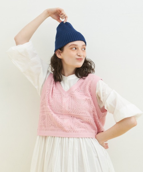 MERLOT（メルロー）の「かぎ針編みVネックショートベスト（ベスト・レディース・グリーン/ピンク/ネイビー・FREE）」の22枚目の写真