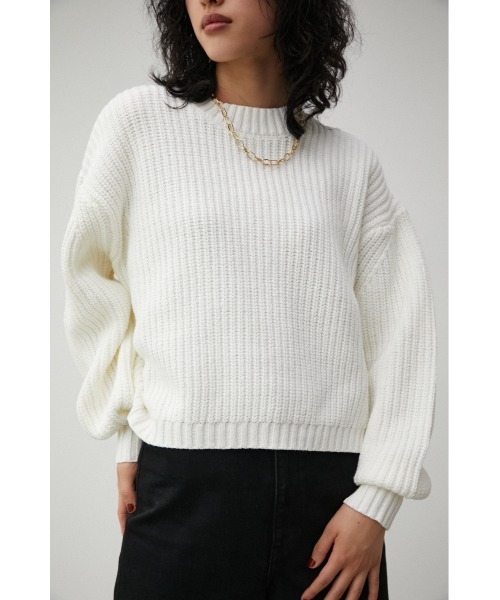 AZUL by moussy（アズールバイマウジー）の「SHORT COLOR KNIT/ショートカラーニット（ニット/セーター・レディース・グリーン/ブラック/オレンジ/アイボリー・FREE）」の2枚目の写真