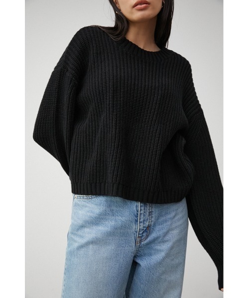 AZUL by moussy（アズールバイマウジー）の「SHORT COLOR KNIT/ショートカラーニット（ニット/セーター・レディース・グリーン/ブラック/オレンジ/アイボリー・FREE）」の3枚目の写真