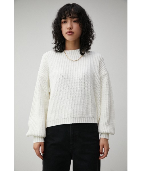 AZUL by moussy（アズールバイマウジー）の「SHORT COLOR KNIT/ショートカラーニット（ニット/セーター・レディース・グリーン/ブラック/オレンジ/アイボリー・FREE）」の9枚目の写真