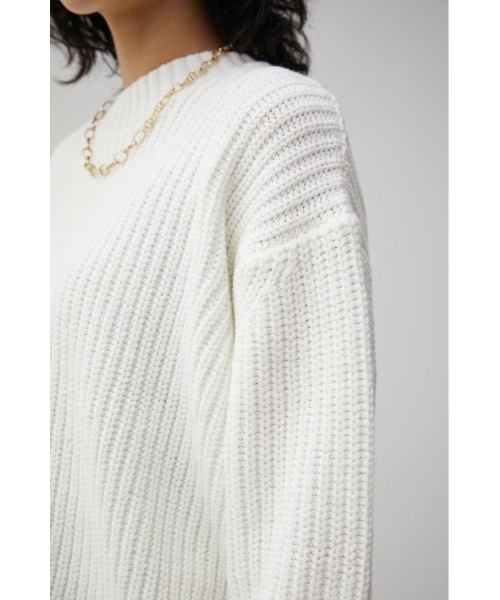 AZUL by moussy（アズールバイマウジー）の「SHORT COLOR KNIT/ショートカラーニット（ニット/セーター・レディース・グリーン/ブラック/オレンジ/アイボリー・FREE）」の13枚目の写真