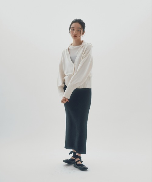 INSIIS（インシス）の「デザインカラーカーディガン（ニット/セーター・レディース・ホワイト/ネイビー・フリー）」の19枚目の写真