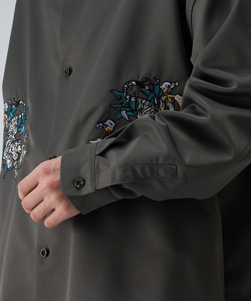 Lui's（ルイス）の「刺繍シャツブルゾン（シャツ/ブラウス）」 - WEAR