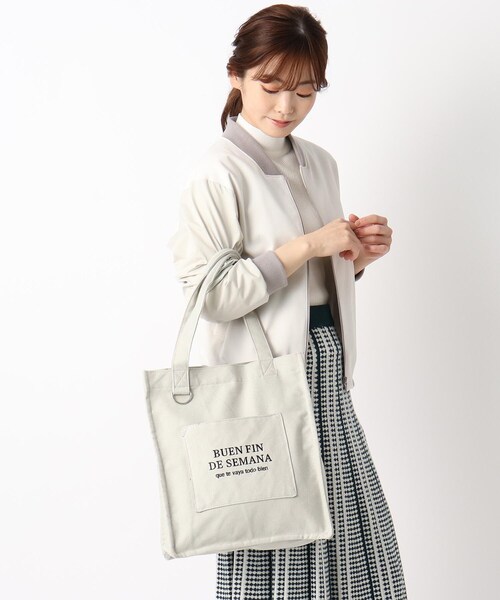 one'sterrace(ワンズテラス)の「◆SE スクエアロゴトート(トートバッグ・レディース・オフホワイト/グレー系/ピンク/ブラック/ライトグリーン・99)」の19枚目の写真