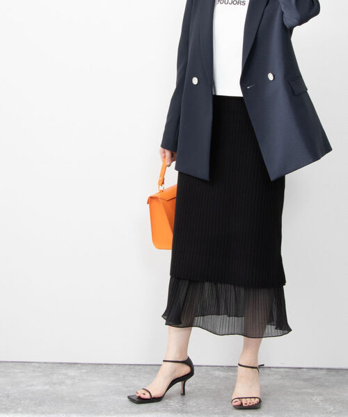 NOLLEY’S(ノーリーズ)の「《手洗い可能》リバーシブルプリーツニットスカート(スカート・レディース・ホワイト/ブラック・FREE)」の4枚目の写真