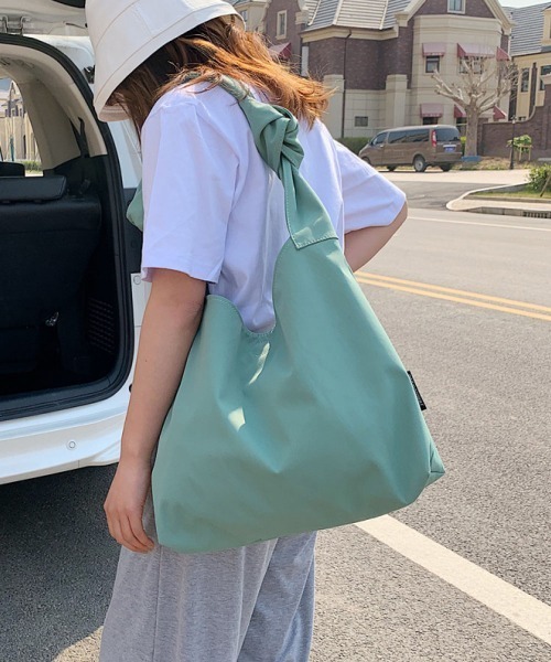 mushwear（マッシュウェア）の「ニュースペーパーバッグ ビッグキャンバスショルダー（ショルダーバッグ・メンズ・グリーン/ブルー/ブラック/ホワイト・FREE）」の3枚目の写真