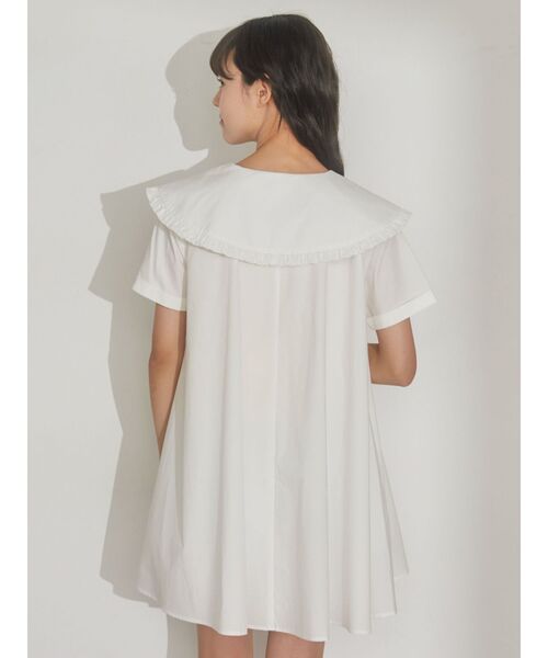 merry jenny(メリージェニー)の「Bigカラーフレアミニワンピース(ワンピース・レディース・オフホワイト/ブラック/ブルー・FREE)」の11枚目の写真