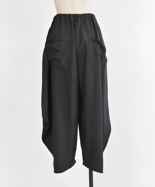 gomme（ゴム）の「Ｐツイル　サイドドレープパンツ（その他パンツ・レディース・チャコールグレー/ブラック・MEDIUM）」の19枚目の写真