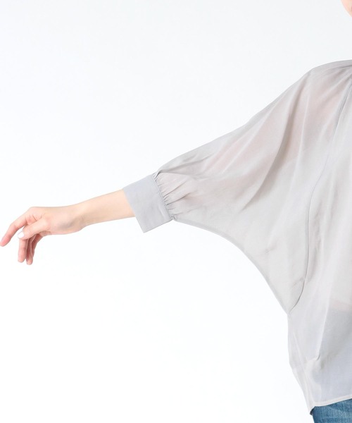 Jines(ジネス)の「ラグランスリーブスタンドネックブラウス(シャツ/ブラウス・レディース・ピンク/グレー/オフホワイト/ブラック/カーキ・38)」の11枚目の写真