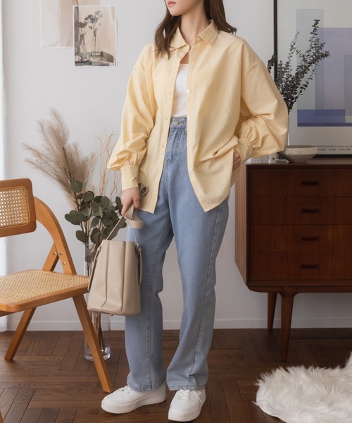 ad thie(アドティエ)の「オーバーサイズ ストライプシャツ(Tシャツ/カットソー・レディース・イエロー/ピンク/グリーン/ブルー系その他/ブラック・M/L)」の15枚目の写真