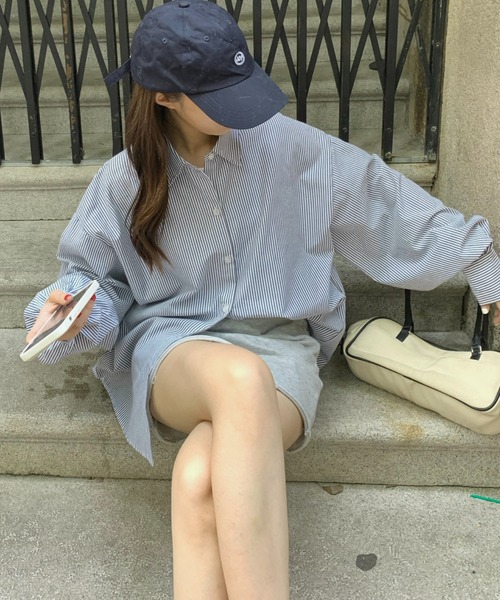 ad thie(アドティエ)の「オーバーサイズ ストライプシャツ(Tシャツ/カットソー・レディース・イエロー/ピンク/グリーン/ブルー系その他/ブラック・M/L)」の6枚目の写真