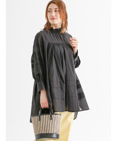 Te chichi（テチチ）の「タックギャザーボリュームブラウス（シャツ/ブラウス・レディース・グリーン/ブラック/オフホワイト・ﾌﾘ-）」の2枚目の写真