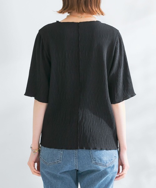 URBAN RESEARCH ROSSO WOMEN(アーバンリサーチ ロッソ)の「ボートネックシアープリーツプルオーバー(Tシャツ/カットソー・レディース・ホワイト/ブラック/レッド系その他・FREE)」の18枚目の写真