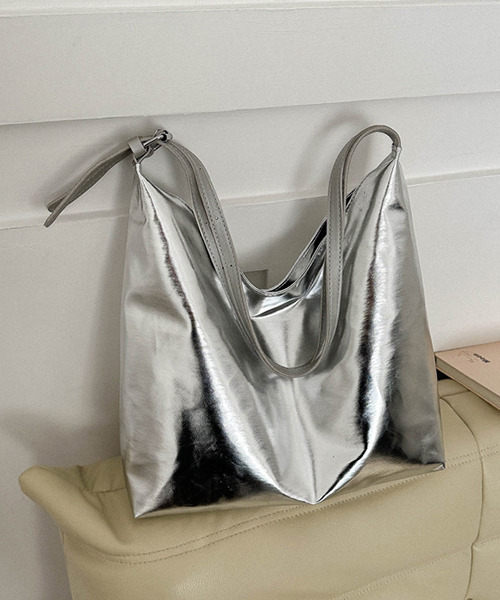 c.u.l（シーユーエル）の「メタリックショルダーバッグcula646（ショルダーバッグ・レディース・シルバー/ゴールド・FREE）」の10枚目の写真