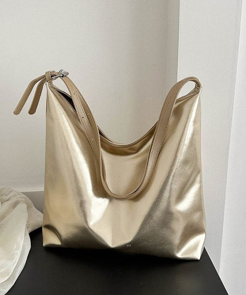 c.u.l（シーユーエル）の「メタリックショルダーバッグcula646（ショルダーバッグ・レディース・シルバー/ゴールド・FREE）」の14枚目の写真