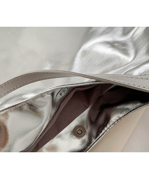 c.u.l（シーユーエル）の「メタリックショルダーバッグcula646（ショルダーバッグ・レディース・シルバー/ゴールド・FREE）」の18枚目の写真