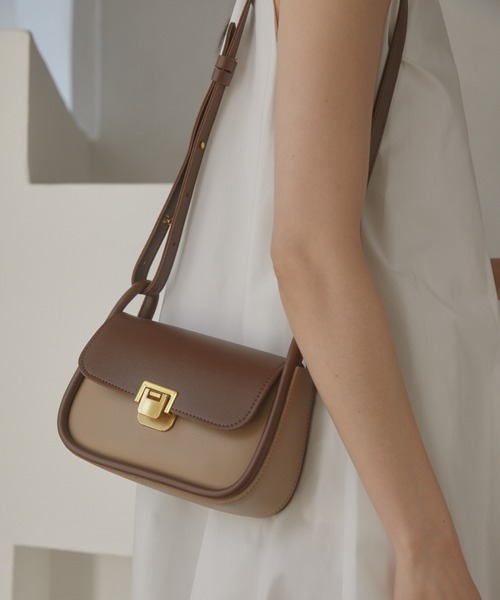 ACYM（アシーム）の「2tone shoulder バッグ（ショルダーバッグ・レディース・ベージュ/ブラック・FREE）」の2枚目の写真