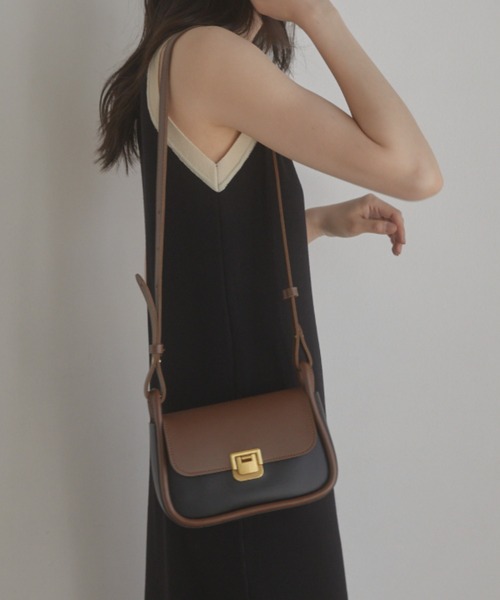ACYM（アシーム）の「2tone shoulder バッグ（ショルダーバッグ・レディース・ベージュ/ブラック・FREE）」の8枚目の写真