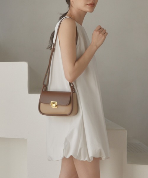 ACYM（アシーム）の「2tone shoulder バッグ（ショルダーバッグ・レディース・ベージュ/ブラック・FREE）」の13枚目の写真