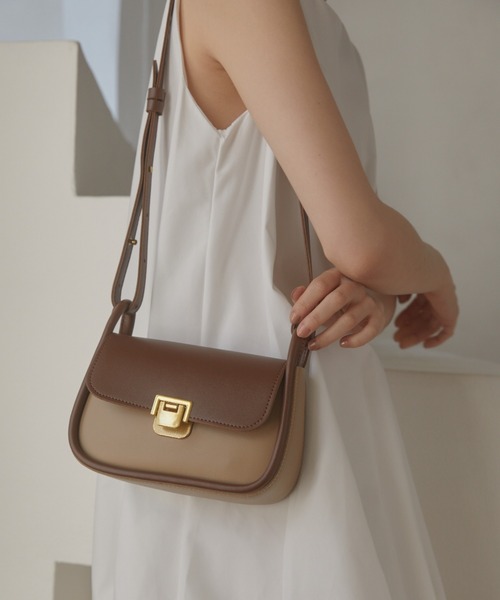 ACYM（アシーム）の「2tone shoulder バッグ（ショルダーバッグ・レディース・ベージュ/ブラック・FREE）」の10枚目の写真