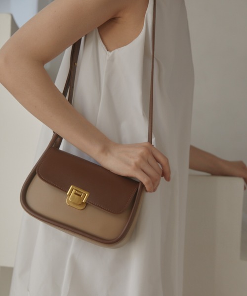 ACYM（アシーム）の「2tone shoulder バッグ（ショルダーバッグ・レディース・ベージュ/ブラック・FREE）」の11枚目の写真