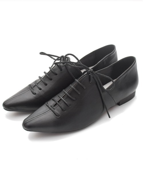 tukn.（トゥクン）の「【tukn.トゥクン】 レースアップマニッシュシューズ/ポインテッド/紐靴（その他シューズ・レディース・ブラック/ホワイト・S/M/L）」の13枚目の写真