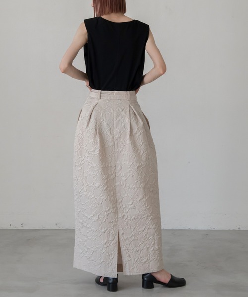 VACANCY(ヴァカンシー)の「フクレジャガードハイウエストスカート(スカート・レディース・グレイッシュベージュ/ブラック・SMALL/MEDIUM)」の20枚目の写真