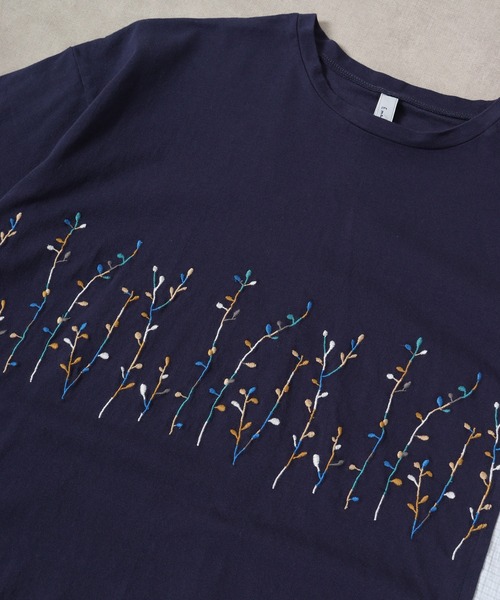 EMAGO カラフル葉っぱの切り替えチュニック 半袖（チュニック）｜Emago（イマゴ）