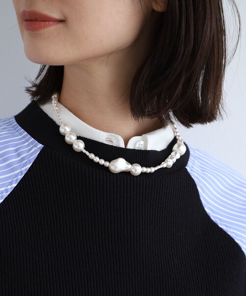INDIVI(インディヴィ)の「◆【フェイクパール】ショートネックレス(ネックレス・レディース・ホワイト系7/オフホワイト・00)」の10枚目の写真