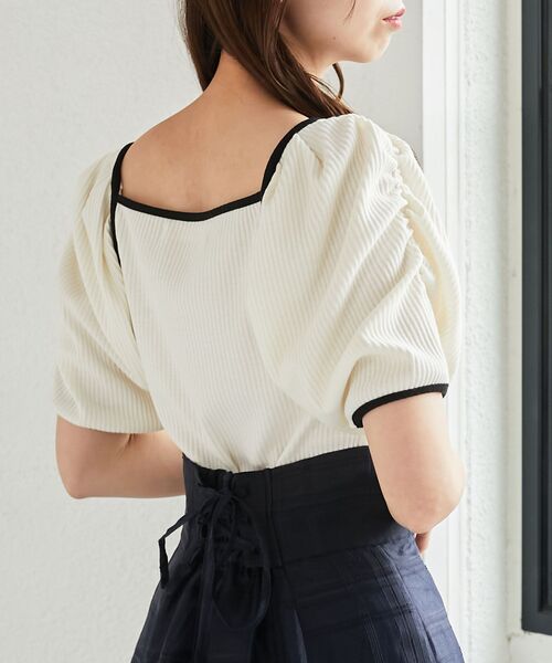 MAJESTIC LEGON（マジェスティックレゴン）の「パイピングリブトップス（Tシャツ/カットソー・レディース・アイボリー/ブラック/ベージュ・MEDIUM）」の11枚目の写真