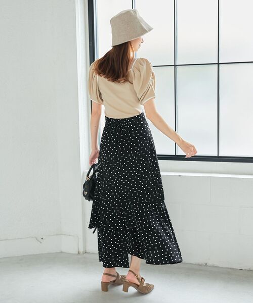 MAJESTIC LEGON（マジェスティックレゴン）の「パイピングリブトップス（Tシャツ/カットソー・レディース・アイボリー/ブラック/ベージュ・MEDIUM）」の15枚目の写真
