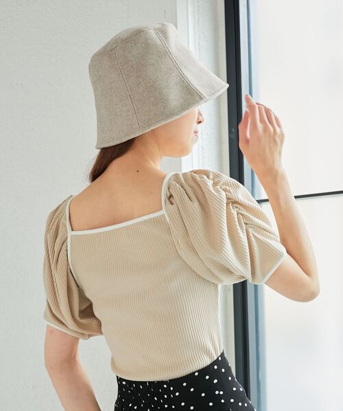 MAJESTIC LEGON（マジェスティックレゴン）の「パイピングリブトップス（Tシャツ/カットソー・レディース・アイボリー/ブラック/ベージュ・MEDIUM）」の19枚目の写真