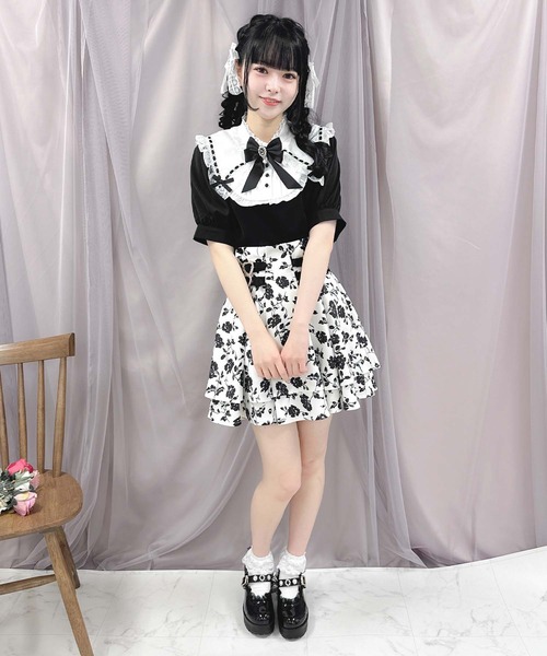 ROJITA(ロジータ)の「ボリューム三角衿ブラウス(シャツ/ブラウス・レディース・ブラック/ホワイト/パープル・FREE)」の4枚目の写真