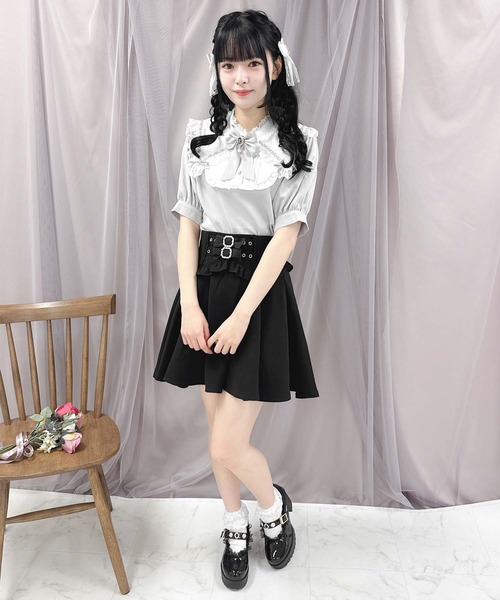 ROJITA(ロジータ)の「ボリューム三角衿ブラウス(シャツ/ブラウス・レディース・ブラック/ホワイト/パープル・FREE)」の6枚目の写真