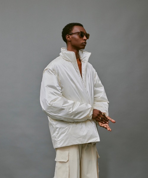 soerte（ソエルテ）の「2way metallic volume puff jacket/2wayメタリックボリュームパフジャケット（ダウンジャケット/コート・メンズ・シルバー/ブラック/ホワイト・1/2/3）」の10枚目の写真