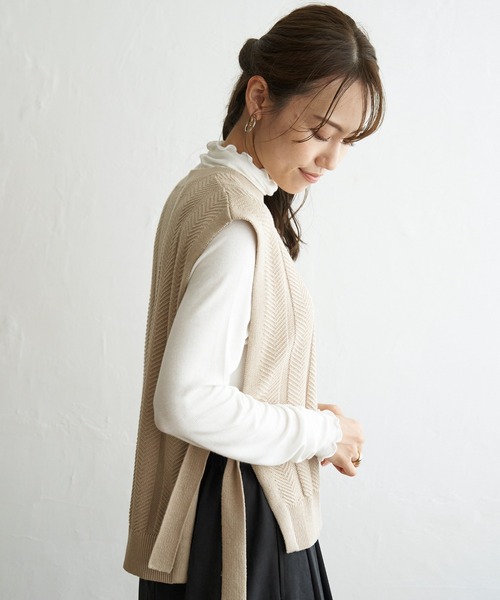 ikka（イッカ）の「サイドリボンニットベスト（ベスト・レディース・ネイビー/ベージュ/チャコールグレー/オレンジ・L/S/M）」の14枚目の写真