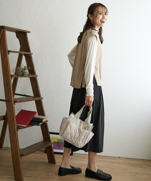 ikka（イッカ）の「サイドリボンニットベスト（ベスト・レディース・ネイビー/ベージュ/チャコールグレー/オレンジ・L/S/M）」の8枚目の写真