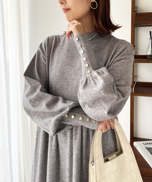 GeeRA（ジーラ）の「フィット＆フレアーニットワンピース（ワンピース・レディース・ブラック/モカ/杢グレー・MEDIUM/LARGE）」の14枚目の写真