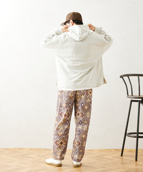 JOURNAL STANDARD relume(ジャーナルスタンダード レリューム)の「CALIFORNIA スリット プルオーバーパーカー(パーカー・メンズ・ベージュ系その他/ブラック/ライトグリーン/ダークブルー・MEDIUM/LARGE)」の11枚目の写真