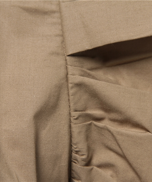 Sheta（シータ）の「肩フリルノースリーブブラウス（シャツ/ブラウス・レディース・ベージュ/オフホワイト・FREE）」の9枚目の写真