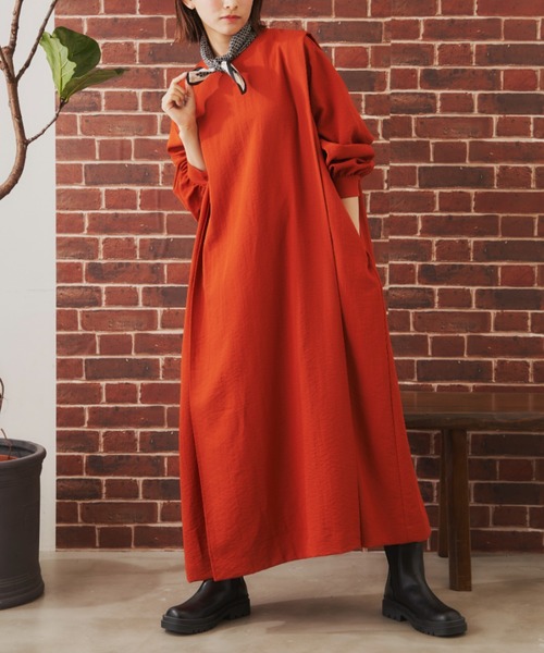 EDIT Gris(エディットグリ)の「Aラインショルダータックワンピース(ワンピース・レディース・オレンジ/ドット/ブラック・FREE)」の1枚目の写真