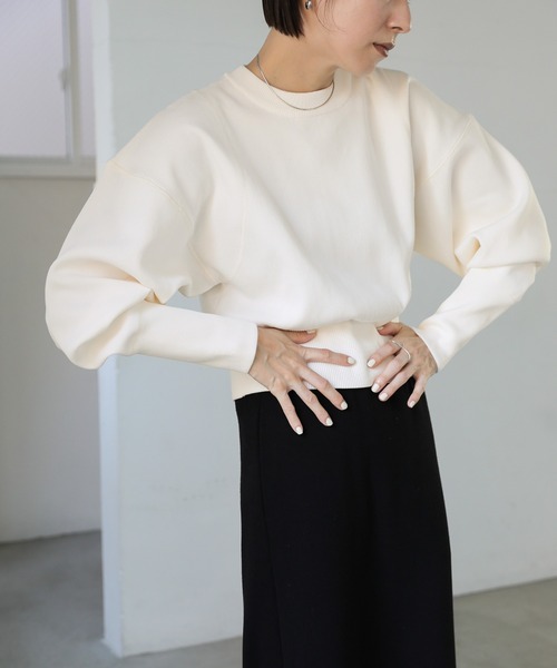 select MOCA（セレクトモカ）の「スポンディッシュスウェットライクニット（ニット/セーター・レディース・ホワイト/ブラック/グレイッシュベージュ・FREE）」の8枚目の写真