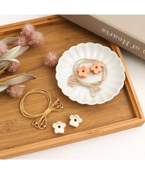 apres les cours(アプレレクール)の「お花ミニクリップ・リボンヘアゴムセット(ヘアゴム・キッズ・ピンク/アイボリー・FREE)」の3枚目の写真