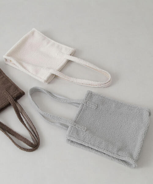 NATURAL BEAUTY BASIC(ナチュラルビューティーベーシック)の「◇【Oggi12月号掲載】テディベアナロートート(トートバッグ・レディース・オフホワイト/ブラウン/グレー・フリ-)」の16枚目の写真