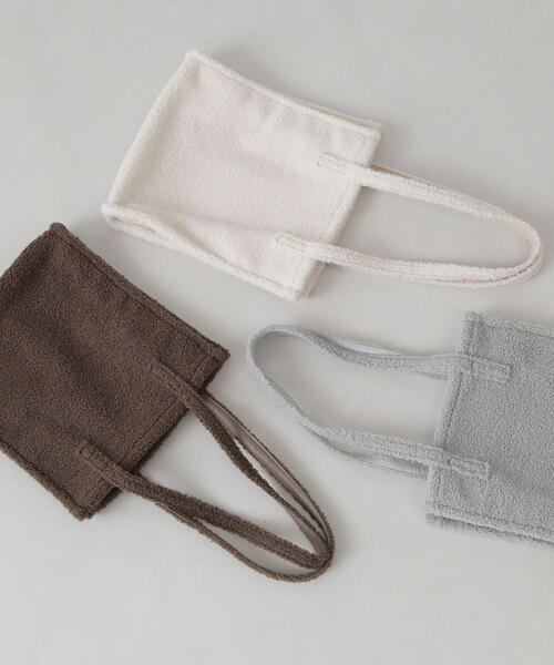 NATURAL BEAUTY BASIC(ナチュラルビューティーベーシック)の「◇【Oggi12月号掲載】テディベアナロートート(トートバッグ・レディース・オフホワイト/ブラウン/グレー・フリ-)」の13枚目の写真